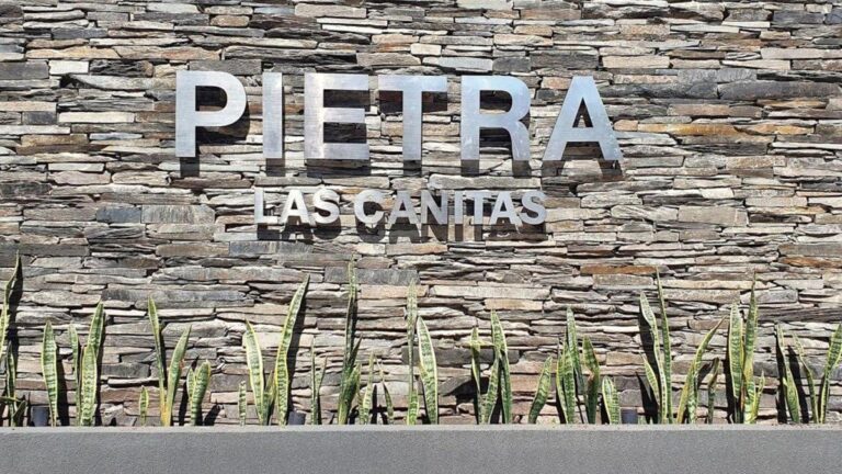 Las Cañitas: veinte departamentos de una torre de lujo se colgaban de la luz
