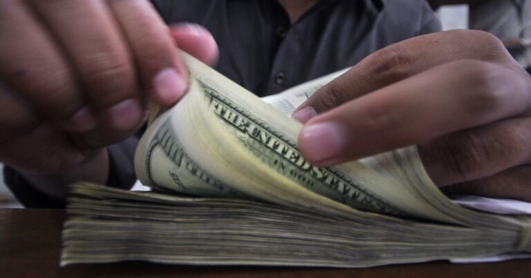 Dólar blue hoy: a cuánto cotiza este martes 10 de diciembre