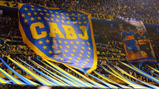 Chicanas, shows y fuegos artificiales: así festejó Boca el Día del Hincha