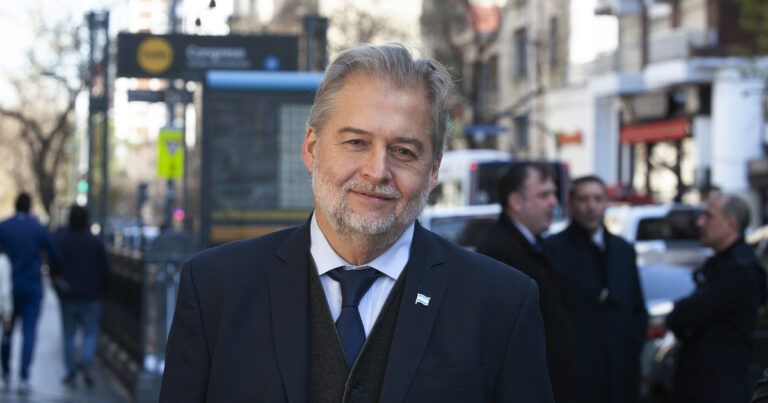 Roberto Mirabella: «En UxP hay muchos diputados que piensan en dejar el bloque»