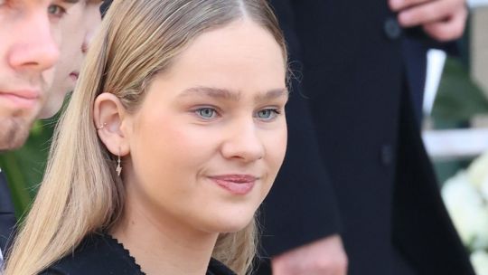 Cuáles son los 5 idiomas que habla Irene Urdangarin
