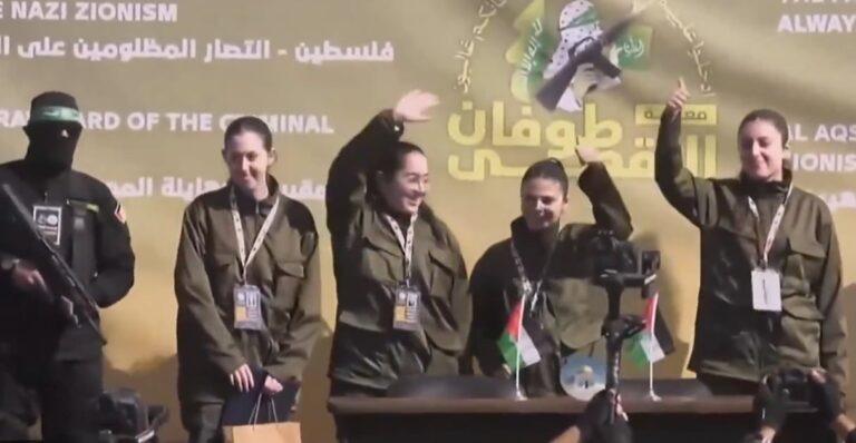 Hamas liberó a cuatro mujeres soldados de Israel en Gaza en la segunda entrega de rehenes