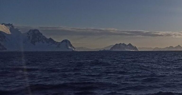 Los océanos emiten azufre y enfrían el clima más de lo que se creía