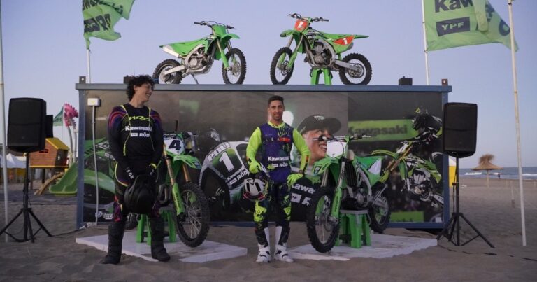 El equipo Kawasaki YPF RÖD lanza su temporada de motocross y enduro