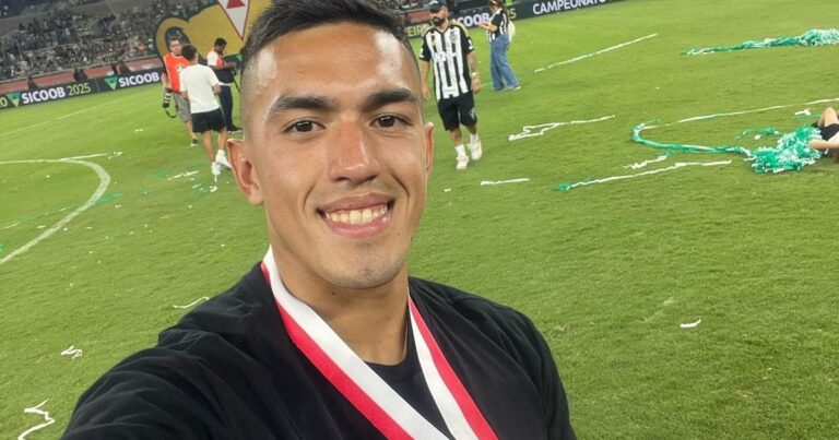 Cuello con Olé: «Hulk me dice que armemos tabelas»
