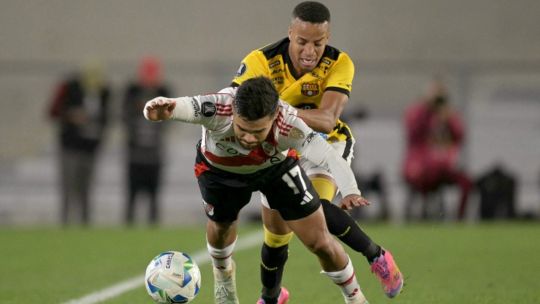 River empató en el Monumental con Barcelona y en las redes explotaron los memes