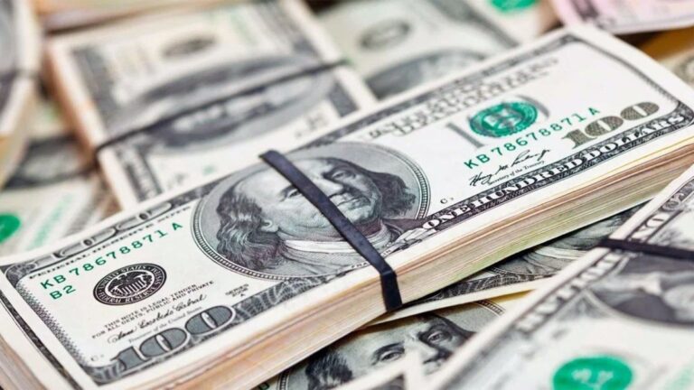 Dólar blue hoy minuto a minuto: a cuánto está este martes 22 de abril