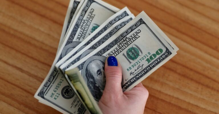 Dólar CCL hoy: a cuánto cotiza este jueves 24 de abril