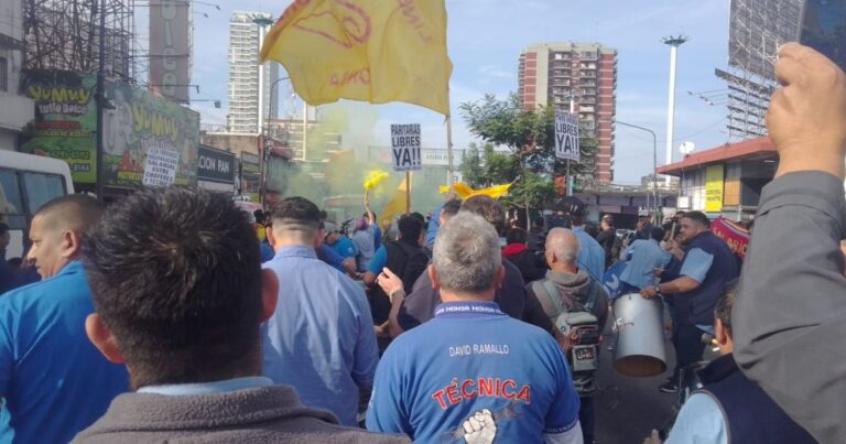 Colectivos. Parazo de los trabajadores