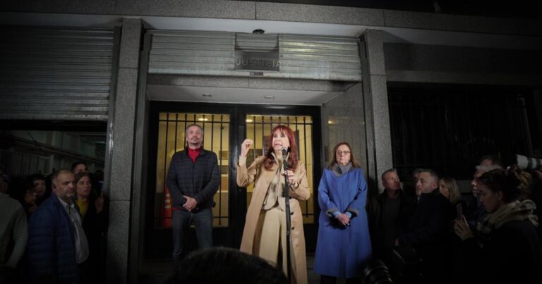Avanzada del régimen. La condena de CFK: crónica de una proscripción anunciada