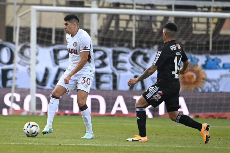 Torneo Clausura: Deportivo Riestra sigue inexpugnable en el Bajo Flores