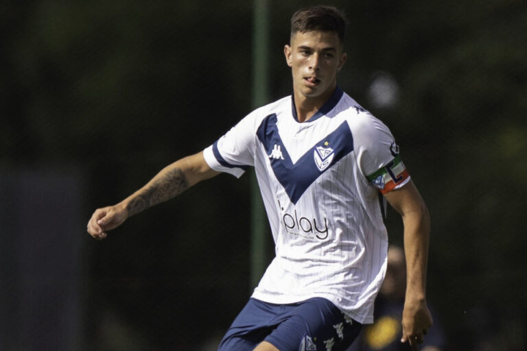Vélez acordó de palabra el pase de Valentín Gómez al Betis