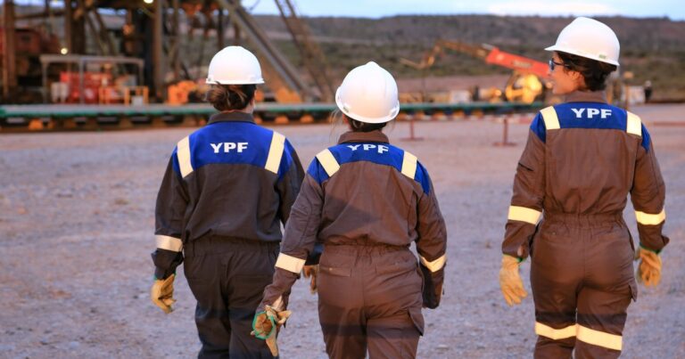 Vaca Muerta generó la mayor producción de petróleo desde 2001, pero habrá un paro de 48 horas