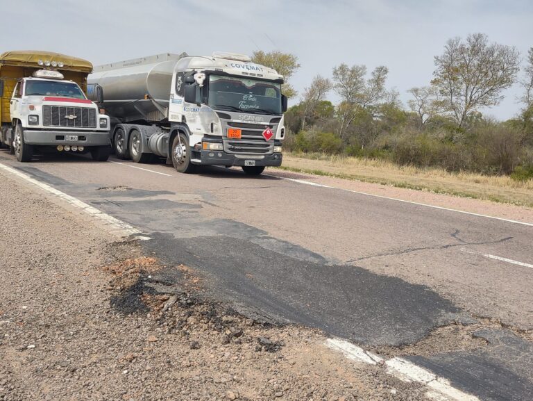 Advierten que el deterioro vial por la falta de obra pública podría poner en riesgo el traslado de la producción