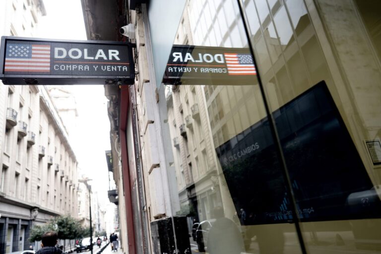 Volatilidad electoral: en qué invertir para pasar octubre